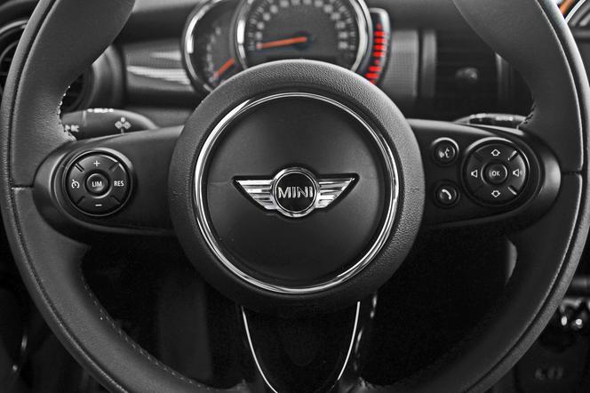 MINI Cooper z pakietem John Cooper Works