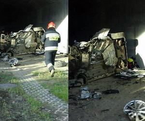 Wypadek na A1 w Łęgu. Kierowca i pasażerka zginęli