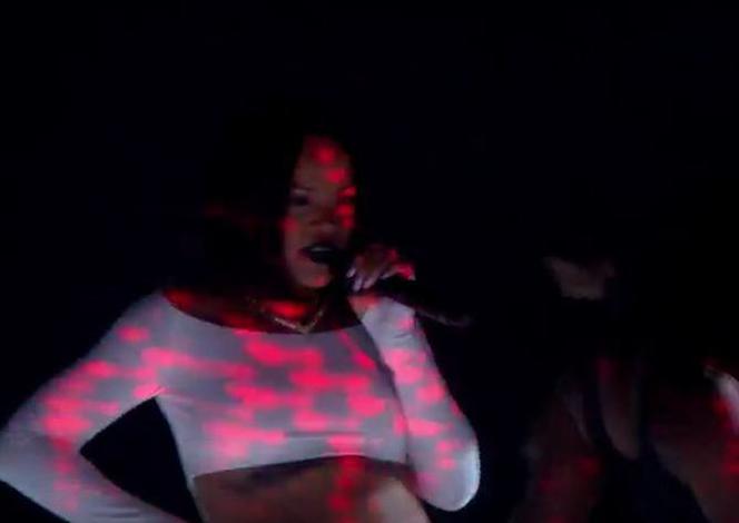 Rihanna na Brit Awards 2016 - występ na żywo