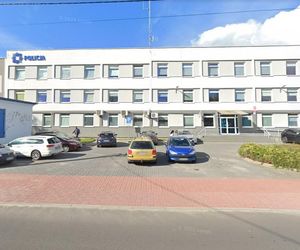 Rzucał kamieniami w budynek komendy. Policja użyła gazu pieprzowego