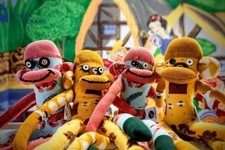 Siedleccy więźniowie szyją maskotki dla dzieci chorych i po wypadkach 