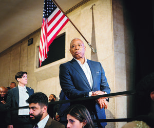 Burmistrz miał namawiać do seksu za przysługę