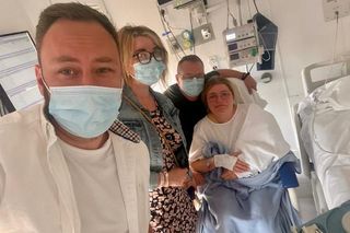 Bydgoszczanie wybrali się na wakacje na Majorce. Tak dramatycznego zwrotu akcji nikt nie mógł przewidzieć. Pani Małgosia dostała ataku podczas obiadu