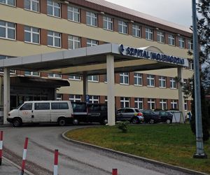 Szpital szuka lekarza na SOR. Pensja to 100 tysięcy miesięcznie