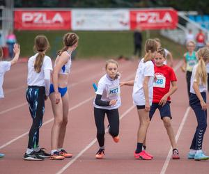 Reprezentacja Mazowsza najlepsza w Lekkoatletycznych Nadziejach Olimpijskich. Mistrzowie olimpijscy oklaskiwali startujące dzieci