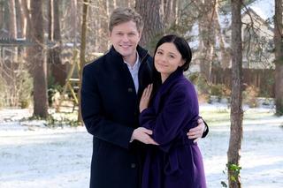 M jak miłość odc. 1734. Iza (Adriana Kalska), Radek (Philippe Tłokiński)