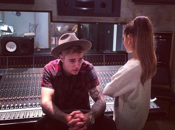Justin Bieber i Ariana Grande (22.04)