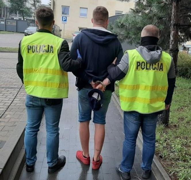 Ukradł drogie BMW z rowerem w środku