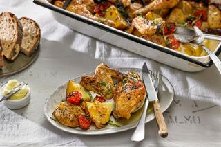 Aromatyczny kurczak z  masełkiem koperkowym - obiad palce lizać do przygotowania w mniej niż w pół godziny!