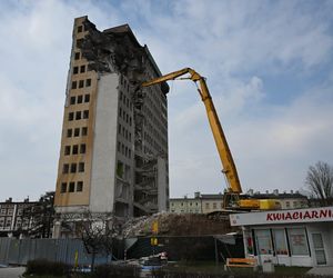 Utrudnienia związane z rozbiórką Związkowca