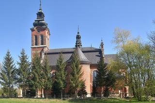 To jedno z najmniejszych małopolskich miast. Stało się sławne w czasie potopu szwedzkiego