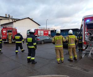 Pożar węgla na wagonach w Laskowicach! Akcja gaśnicza trwa kilka godzin [ZDJĘCIA]