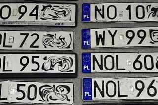 Ulewa w Olsztynie. Tablice rejestracyjne czekają na kierowców! [ZDJĘCIA]