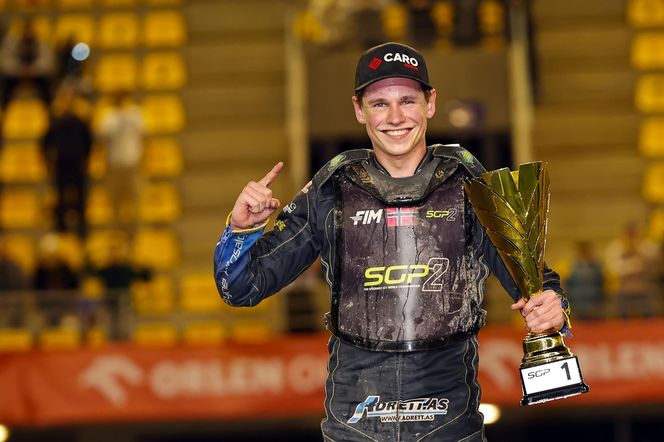 Wiktor Przyjemski mistrzem świata juniorów. Finał SGP2 na Motoarenie w Toruniu - zdjęcia z imprezy