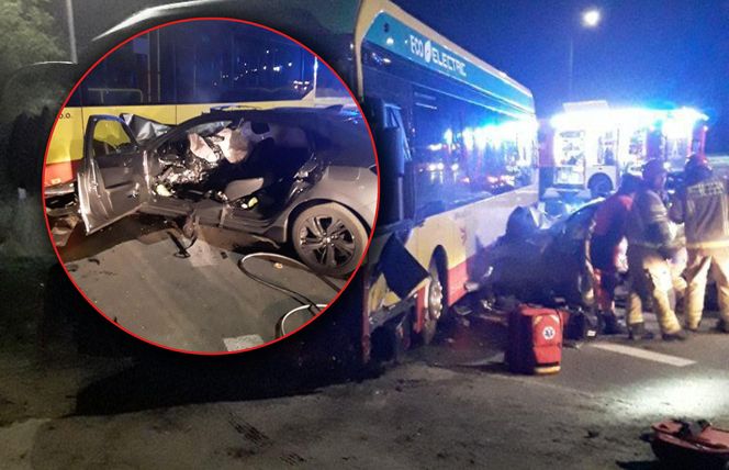 Tragiczny wypadek w Łodzi! Osobówka uderzyła w autobus MPK. Nie żyje 48-letni kierowca