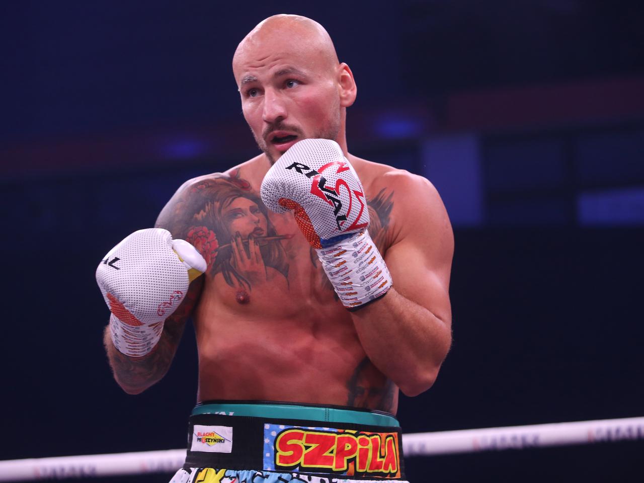 Artur Szpilka pokazał prezent urodzinowy. ZAMUROWAŁO nas, to dzieło sztuki!