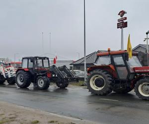 Trwa protest rolników. Drogi na Pomorzu są sparaliżowane. Gdzie trwają utrudnienia? 