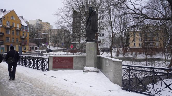 Setki olsztynian codziennie mijają to miejsce na Starym Mieście. Nie każdy wie, że przebywał tam… Napoleon