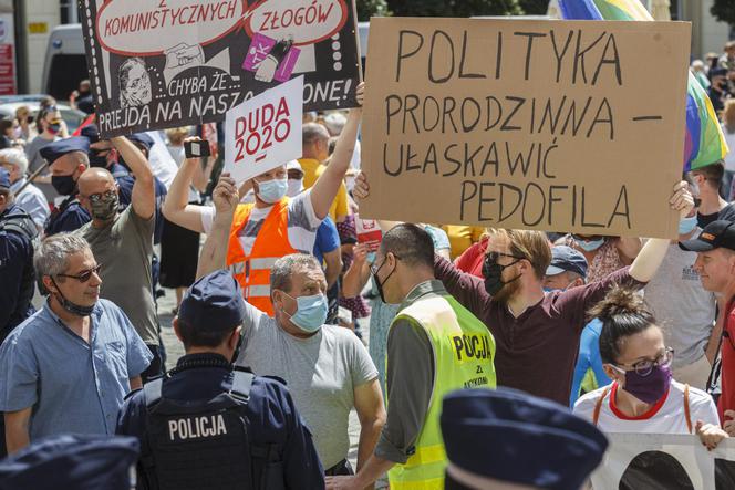 Policja chce donieść na Dudę?