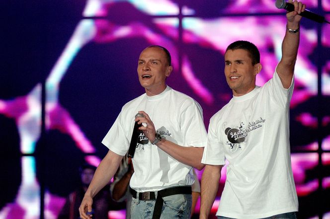 Ich hit na początku lat 2000. śpiewali wszyscy. Członkowie Jeden Osiem L. po latach wrócili na salony 