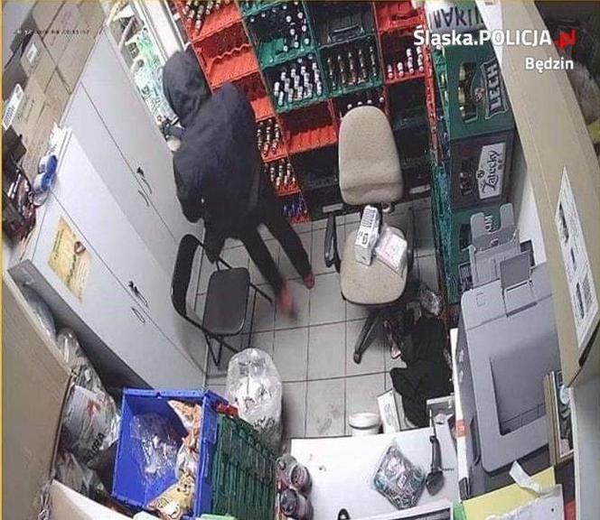 Śląskie: Weszli do sklepu, pobili ekspedientkę do nieprzytomności i zabrali pieniądze z kasetki. Nagranie mrozi krew w żyłach [WIDEO]