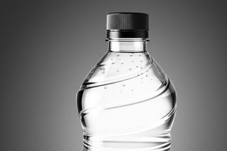 Masz SodaStream w domu? Ekspertka ostrzega: sprawdź swoją butelkę może być niebezpieczna