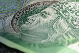 Stopy procentowe na poziomie 10 proc?! Ile wynosić będą raty kredytów?