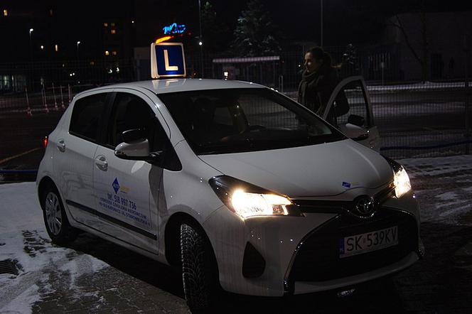 Toyota yaris wykorzystywana na egzaminie państwowym na prawo jazdy w WORD Katowice