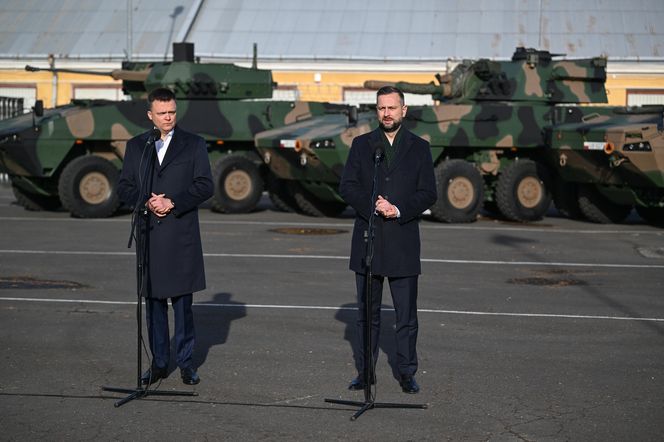 Polskie fabryki amunicji ponad podziałami. Szef MON i marszałek Sejmu w Rzeszowie 