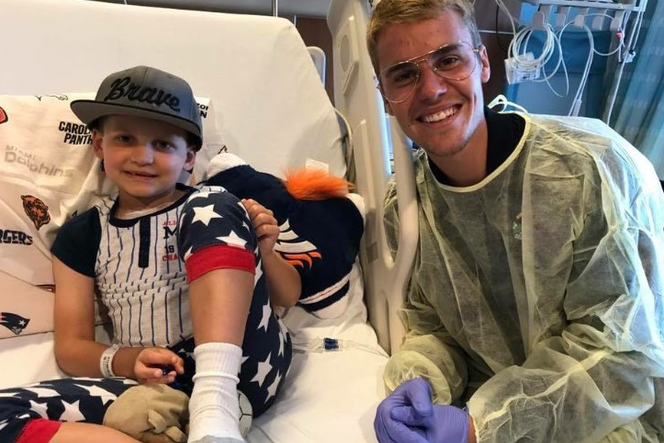 Justin Bieber odwiedził dzieci w szpitalu