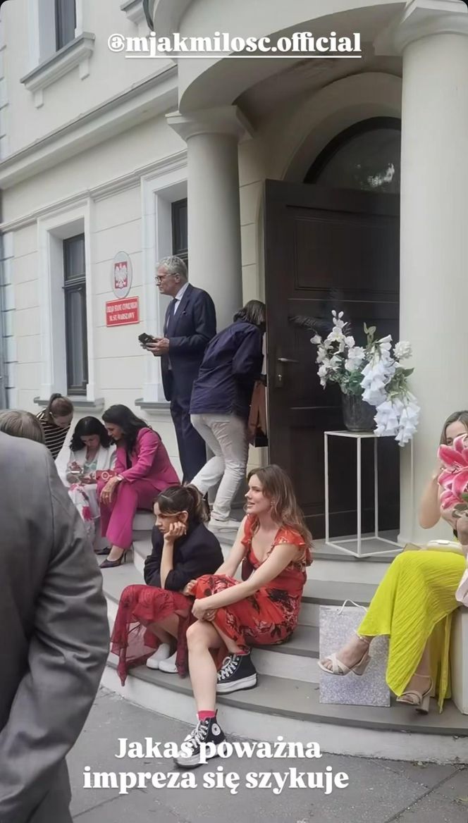 M jak miłość po wakacjach. Małgorzata (Aleksandra Pieczyńska), Kinga (Katarzyna Cichopek), Franka (Dominika Kachlik), Erwin (Andrzej Dopierała)