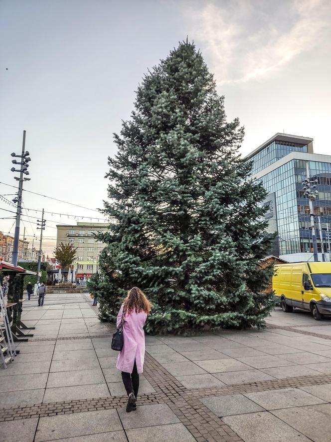 Jarmark świąteczny w Katowicach 2023 rusza w piątek 17 listopada. Jakie atrakcje?