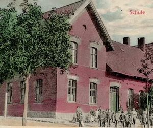 To osiedle należy do Olsztyna. Kiedyś było osobną wsią. Zobacz, jak dawniej wyglądało