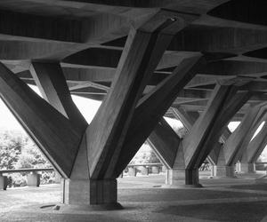 Pier Luigi Nervi, Ambasada Republiki Włoskiej w Brazylii, 1969 r., fot. Mario Carrieri. Materiały prasowe Muzeum Architektury we Wrocławiu