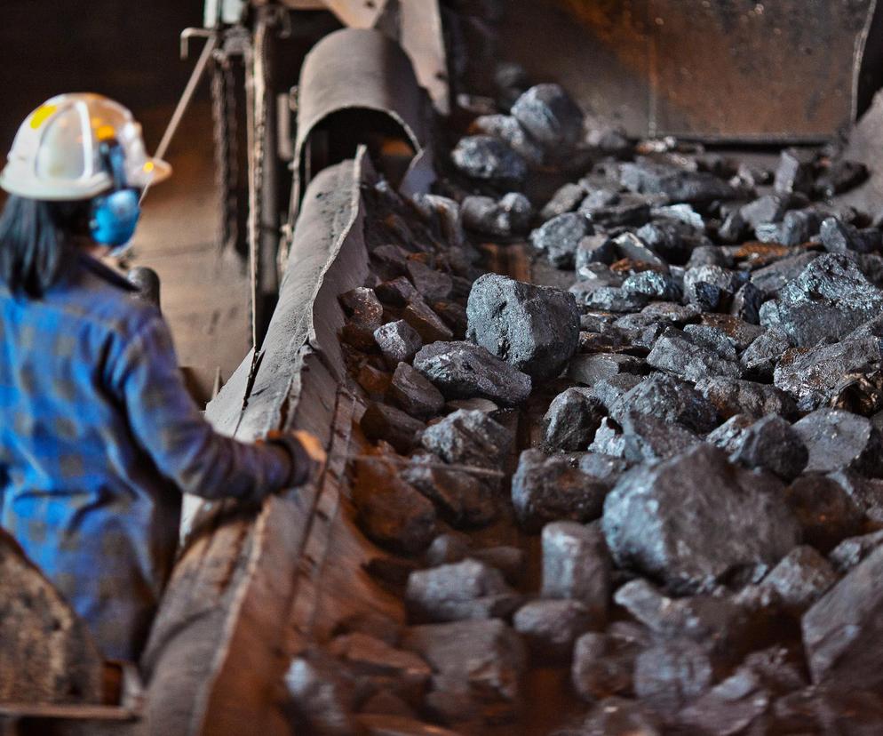 Węgiel w kopalni