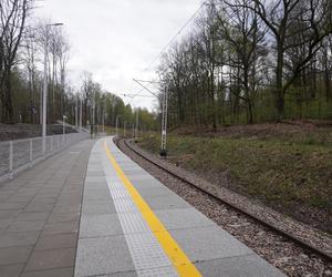 Stacja-widmo w Murckach w Katowicach 