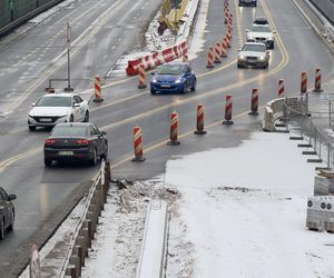 Otwarcie wiaduktu na Łazienkowskiej. Utrudnienia będą się jeszcze ciągnąć 