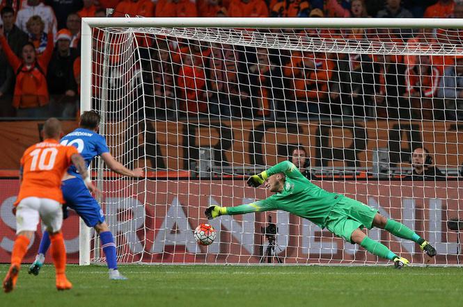 Holandia - Islandia 0-1 El. Euro 2016 