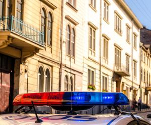 Dramat w Poznaniu: 5-latek wypadł przez okno. Babcia myślała, że śpi