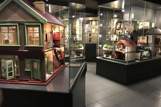 Muzeum Domków dla Lalek, Gier i Zabawek 