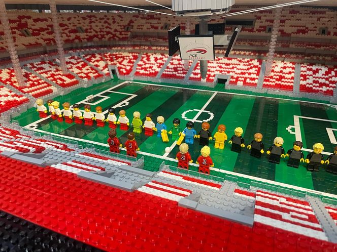 Stadion PGE Narodowy z klocków LEGO