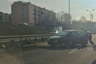 Katowice: Na DTŚ zderzyły się 4 samochody. Miasto tonie w korkach! [ZDJĘCIA]