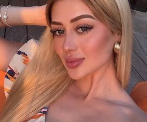 Tragiczna śmierć influencerki. Dziewczyna zginęła podczas transmisji na żywo