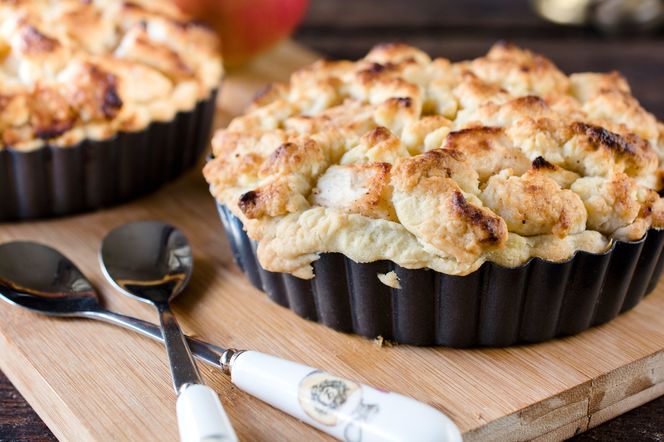 Szarlotka z całych jabłek z koglem-moglem, jak w Gospodzie pod Rumianym Jabłkiem