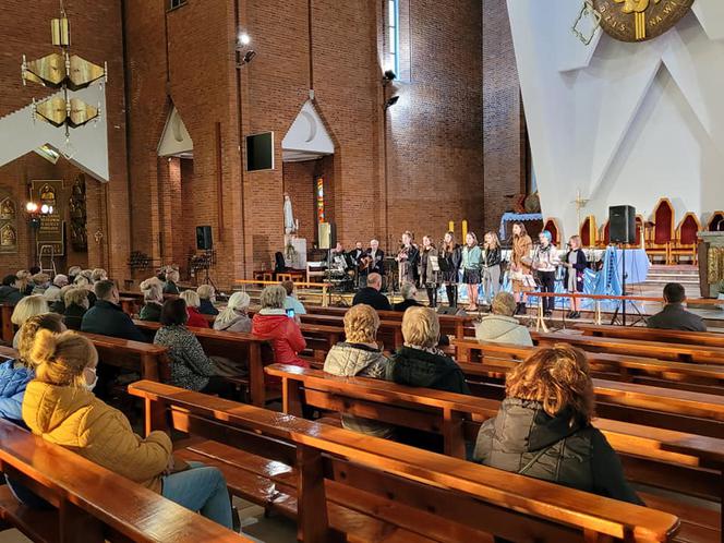 Koncert papieski w kościele Chrystusa Odkupiciela Człowieka w Olsztynie