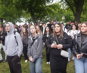 Kortowiada 2025. Koncerty na Plaży Kortowskiej przyciągnęły tłumy. Tak wyglądał drugi dzień imprezy!