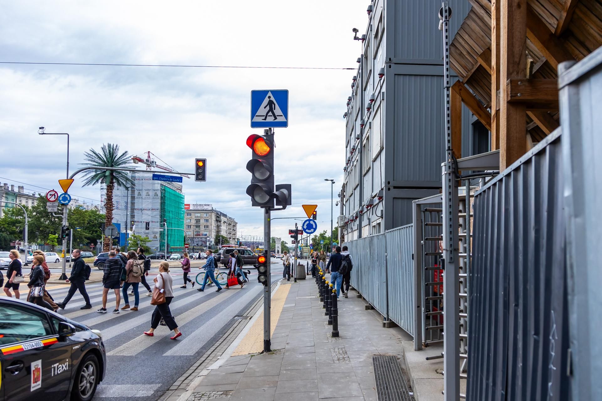 Gmach Banku Gospodarstwa Krajowego w Warszawie w trakcie remontu