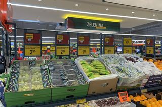 Porównanie cen w Biedronce na Słowacji! Czy w euro jest drożej?