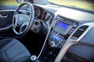 NOWY Hyundai i30 1.6 CRDI - TEST, opinie, zdjęcia, wideo - DZIENNIK DZIEŃ 4: Wnętrze, bagażnik i wyposażenie