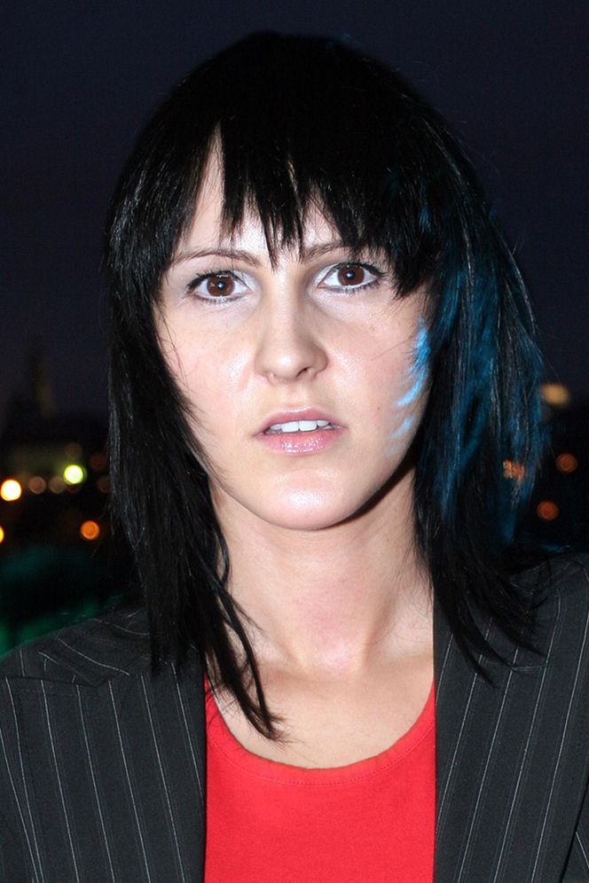 Chylińska nieźle się zmieniła. Duże usta i gładka twarz. Poznajecie ją jeszcze?